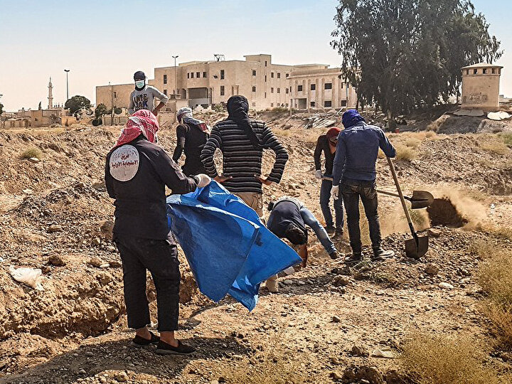 Rakka’da bin 236 sivilin cesedi bulundu