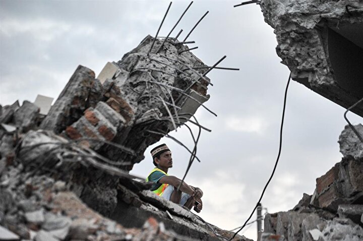 Endonezya’da deprem