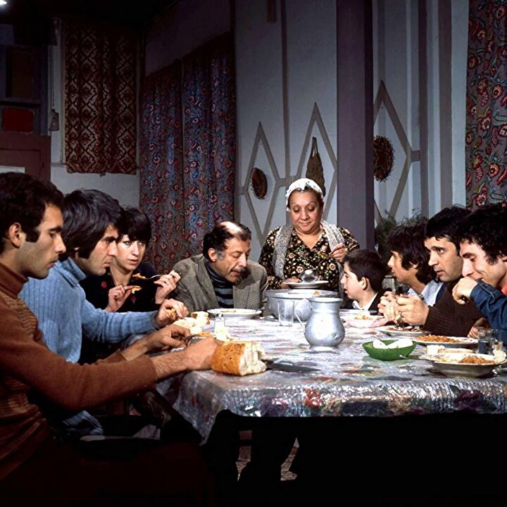Bizim Aile