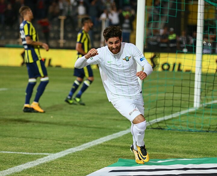 Onur Ayik