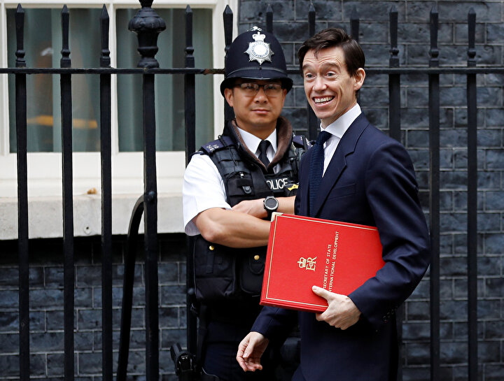 Yeni 'meclis' teklifinin mimarı: Rory Stewart