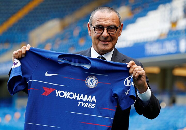 İtalya'daki sallantı tüm Avrupa'dan hissedildi. Futbol otoriteleri yeni dahisini bulmuştu: Maurizio Sarri