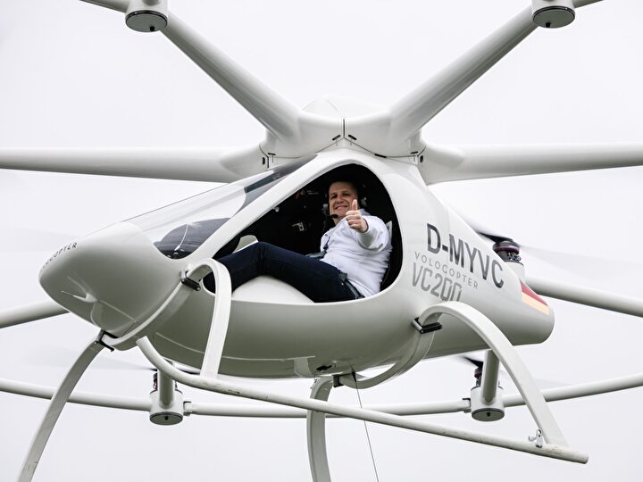 Volocopter, aracın sessiz olduğunu iddia ediyor. Çünkü tüm pervanelerin aslında düşük frekansta sessiz çalıştığını belirtiyor.