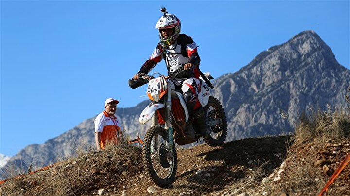 Enduro şampiyonasında kıyasıya mücadele