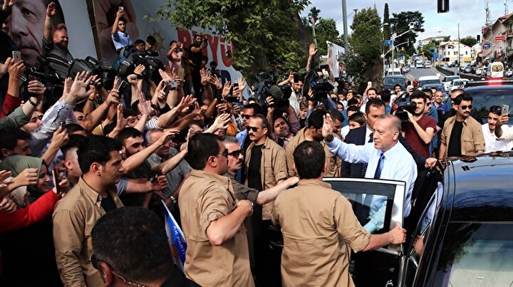 Vatandaşlardan Erdoğana sevgi gösterisi