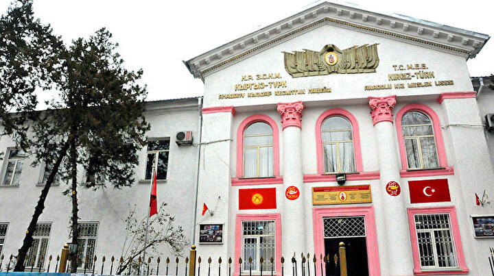 Yurt dışındaki ilk lise açıldı