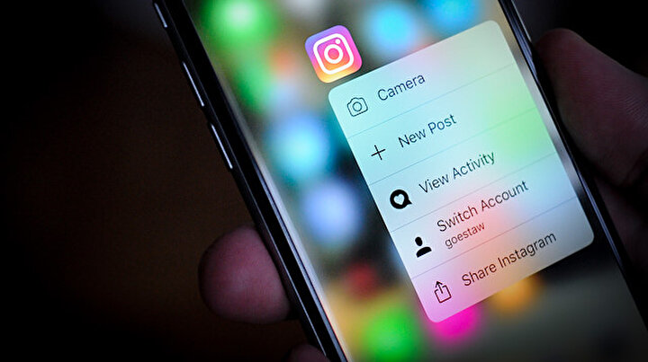 Amerika kafasını Instagrama gömdü