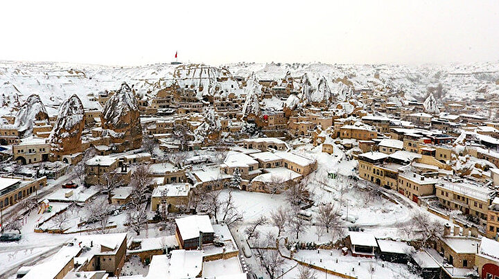 Her yıl nüfusunun bin katı turisti ağırlıyor