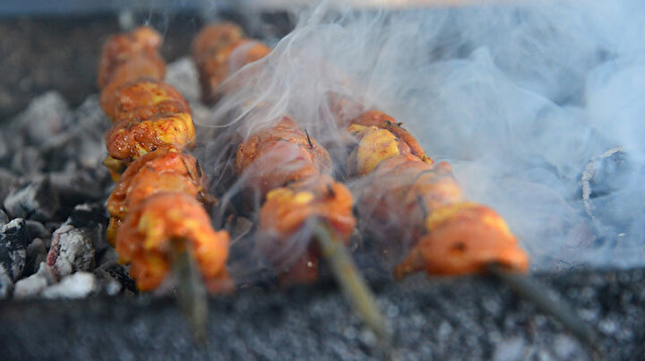 Arjantin Soslu Tavuk Sarma Durum Yok Satiyor Yeni Safak