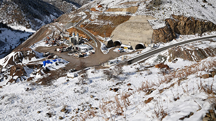 Karadenizi İç Anadoluya bağlayacak Eğribel tünelinde ikmal inşaatına başlandı