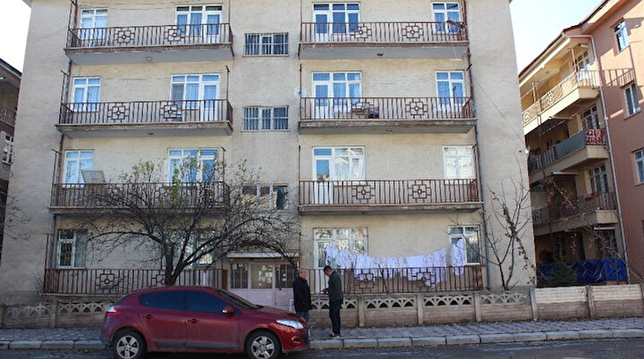 Apartmandaki garip sesler komşuların hayatını kabusa çevirdi: Çocuklarımız çok korkuyor