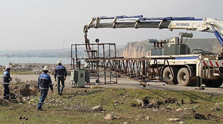 Bir ilçenin elektrik kabloları tamamen toplandı: Sular yükselince herkes terk etti