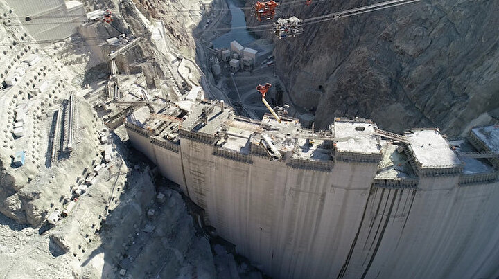 Türkiyenin en yükseği olacak: Yusufeli Barajında son 16 metre