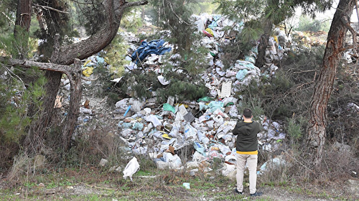 Izmir De Cevre Katliami Doga Cenneti Copluge Dondu Vatandas Isyan Etti