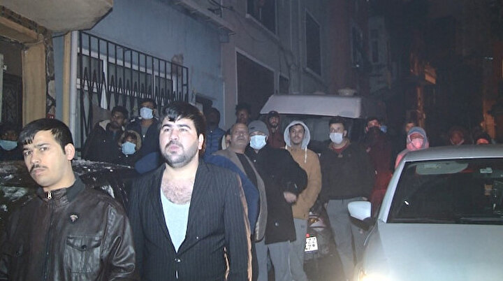 Beyoğlunda paniğe yol açan yangın!