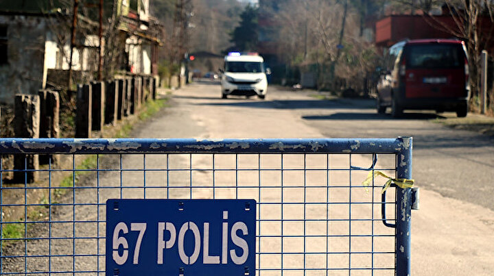 Şehirde panik: Bir mahallede giriş çıkışlar kapatıldı