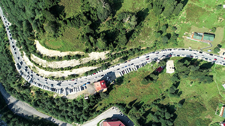 Ayderdeki park çilesi sona erecek: Dağın içerisine 1732 araçlık otopark yapılıyor