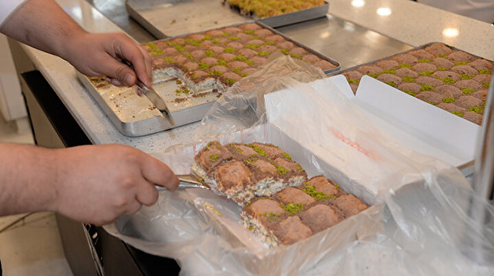 Soğuk baklavanın mucidi: Sanat, siyaset ve spor dünyasının vazgeçilmezi oldu