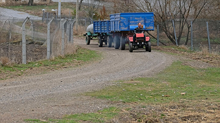 hurda parcalarla mini traktor yapti saatte 50 km hiza ulasabiliyor yeni safak