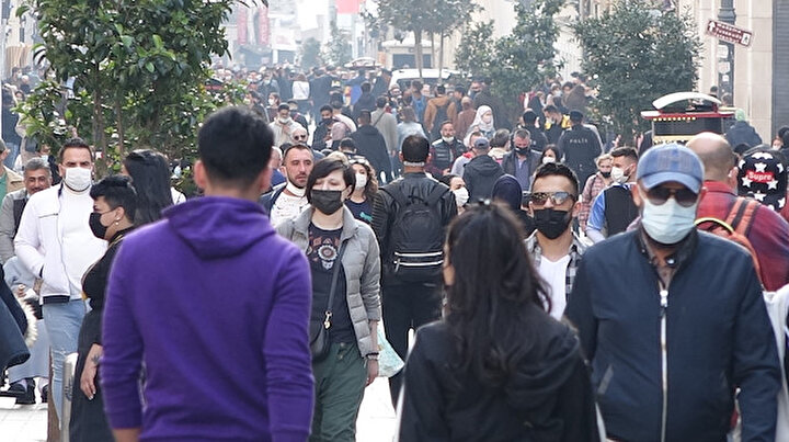 İstiklal Caddesinde turist yoğunluğu