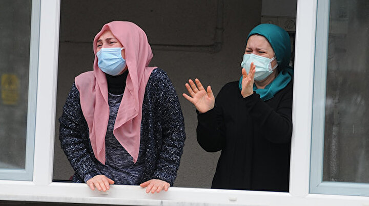 Kocaelide 4 saat arayla kahreden haber: Yaşlı çift koronadan hayatını kaybetti