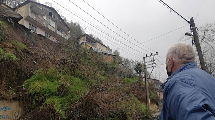 Gürültüyü duyup sokağa koştular: Aile büyük şok yaşadı