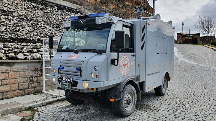 Kastamonuda vakalar durdurulamıyor: Mobil PCR test aracıyla mahalle mahalle dolaşıyorlar
