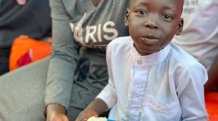 Amasyalı çiftten örnek davranış: Düğün yemeği yerine Afrikalı mazlumların yüzünü güldürdüler