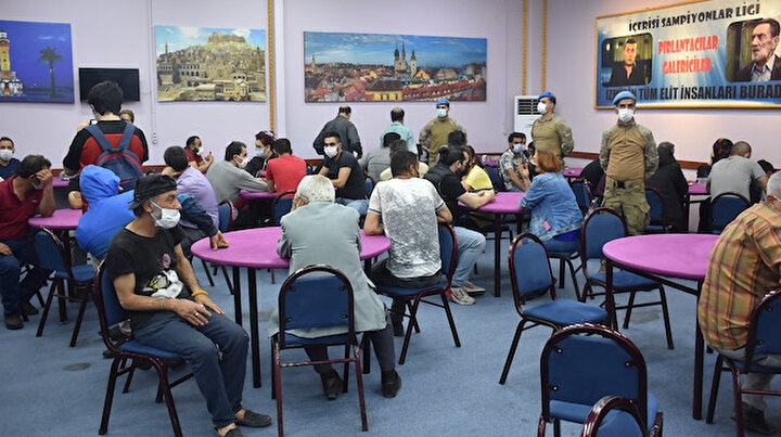 HES koduyla girilen kumarhanelere jandarmadan nefes kesen operasyon: 220 kişiye 1 milyon 57 bin TL ceza