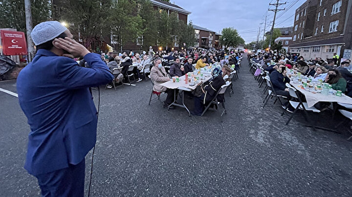 ABDde yaşayan Türkler sokak iftarı düzenlendi