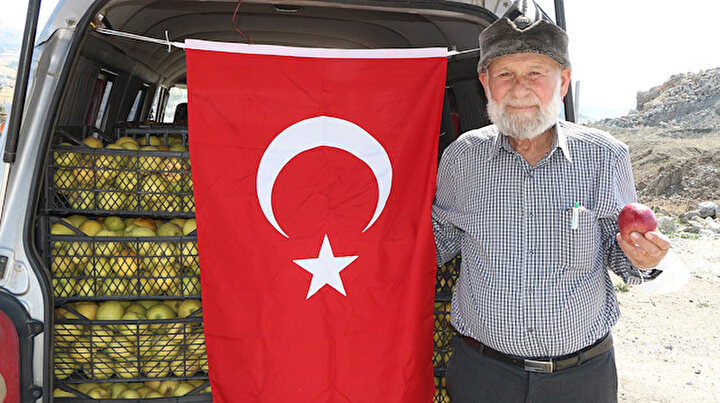 Elmacı Dede Pençe Harekatındaki Mehmetçiği unutmadı: Sırf onların gönüllerini fethedebilmek için Şırnak’tayım