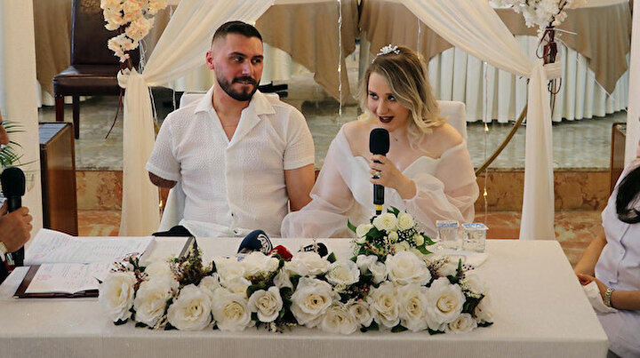 Pençe-Şimşek operasyonunda sağ kol ve bacağını kaybetti: Gazi uzman çavuş hastanede evlendi
