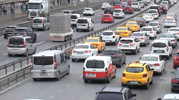 Korsan taksiler şehirler arası yolculuğa başladı: Bu haksızlık adaletsizliktir