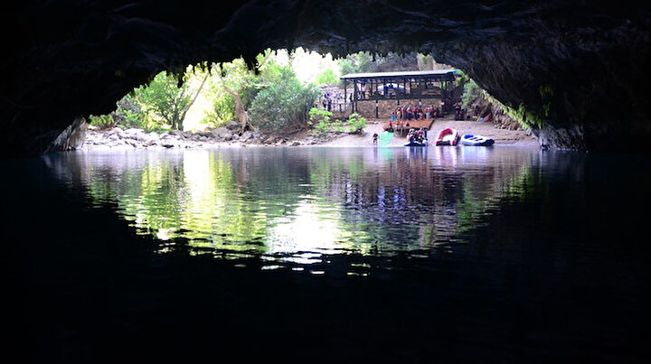 Dünyanın 3’üncü Türkiye’nin ise en uzun yeraltı gölü mağarası: Yeniden ziyaretçileri ile buluştu