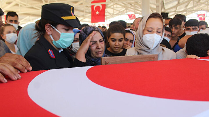 Kuzey Irak şehidine acı veda: Gözyaşları sel oldu