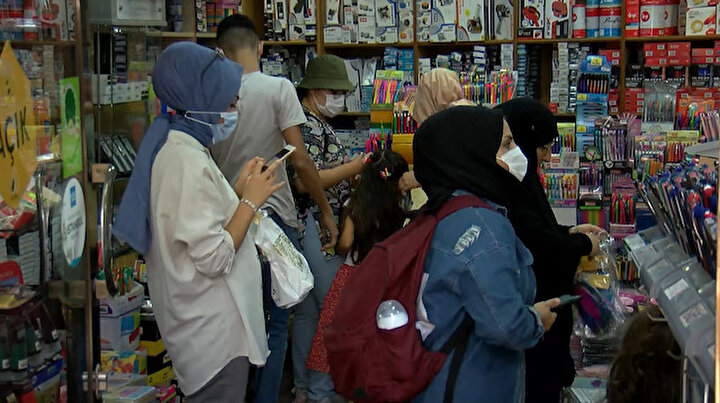 Yüz yüze eğitim öncesi velilerin ve çocukların adresi Eminönü oldu