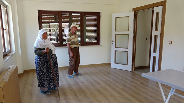 Marmaris yangınında evleri küle dönmüştü: Yeni yuvalarına kavuştular