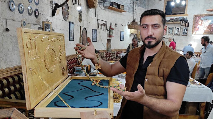 Balıklıgölün hikayesini tespihe nakşetti: Fiyatı dudak uçuklattı