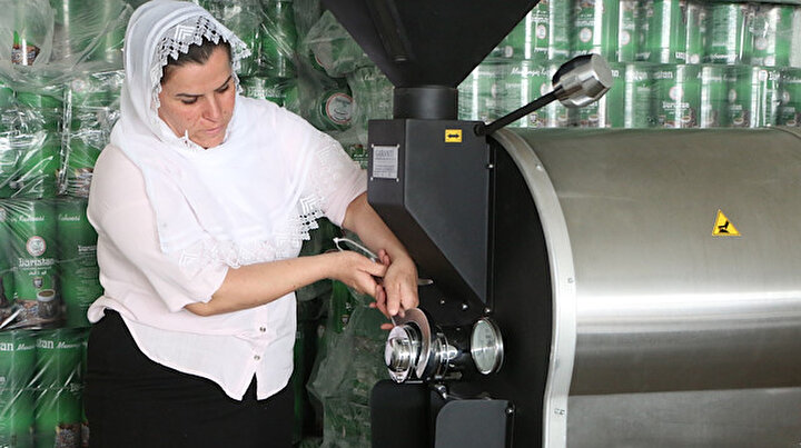 Kocası kaza geçirince 5 çocuğuna bakmak için iş kurdu: Şimdi Türkiyenin birçok noktasına gönderiyor