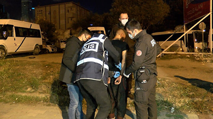 49 adrese eş zamanlı operasyon: Yabancı uyruklu kağıt toplayıcıları gözaltına alındı