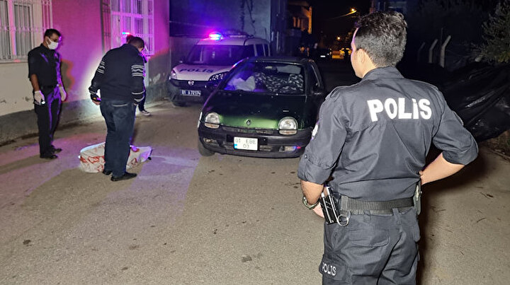Polisin durdurduğu otomobilden üç bin adet kaçak sigara çıktı