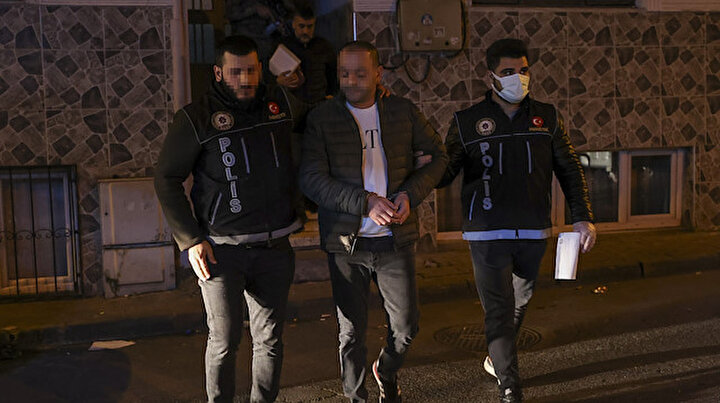 İstanbulda şafak vakti 25 adrese torbacı baskını