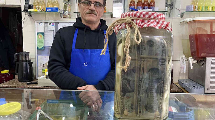 Ekonomik saldırılara esnaftan sıra dışı tepki: Doların turşusunu kurdu