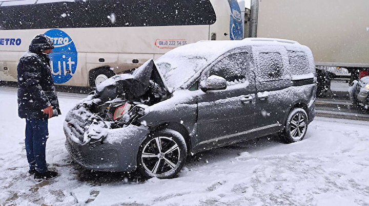 Böyle kaza görülmedi: 24 araç birbirine girdi
