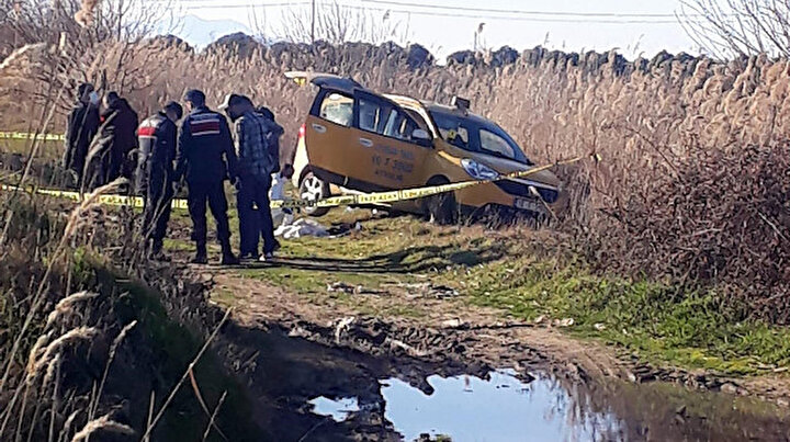 Balıkesirde kaybolan taksici İzmirde aracının bagajında ölü bulundu