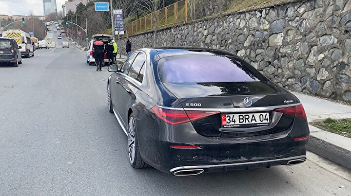 Usulsüz çakar kullanımı polise takıldı: 3 bin 646 lira ceza kesildi