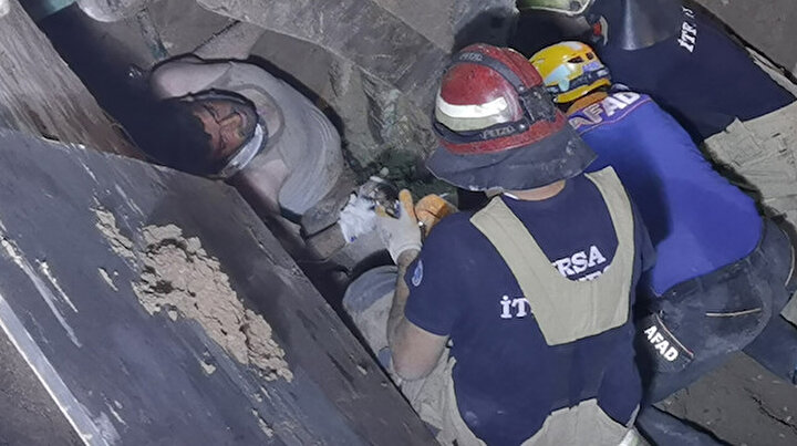 Sekiz saatlik yaşam savaşı: Ekipler işçi için seferber oldu