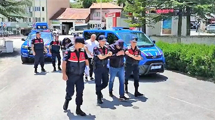 Yaşlıları hedef alan organize suç örgütüne ‘Tokat’: Elebaşı umumi tuvalette yakalandı