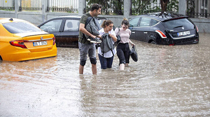 20 il için şiddetli yağış uyarısı: Dikkatli ve tedbirli olun