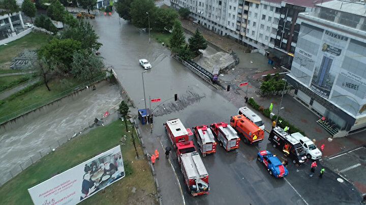 Esenyurt’ta sel bölgesi böyle görüntülendi